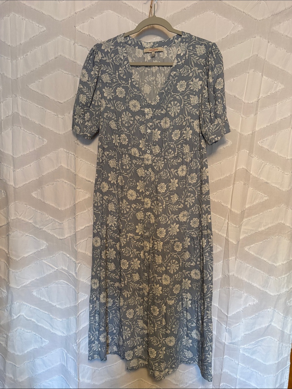 Floral V-Neck Midi Dress in Dusty Blue